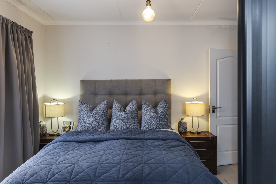 To Let 3 Bedroom Property for Rent in De Velde Western Cape